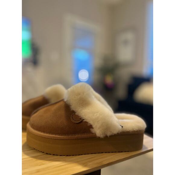 NWOT Women's Fireside Dearfoams Melton Shearling Platform Slipper Sz. US 8/EU 39 - Picture 2 of 11